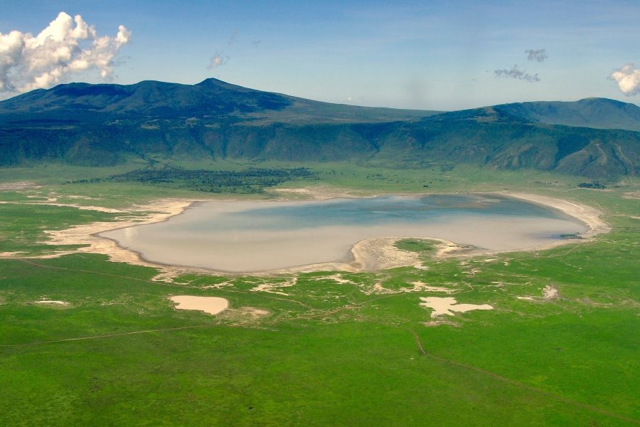 4 Days Lake Manyara / Ngorongoro / Tarangire Lodge Safaris